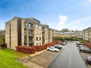 Front External- click for photo gallery